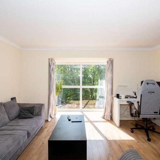 The Mount, Vine Street, M7 - Photo 1