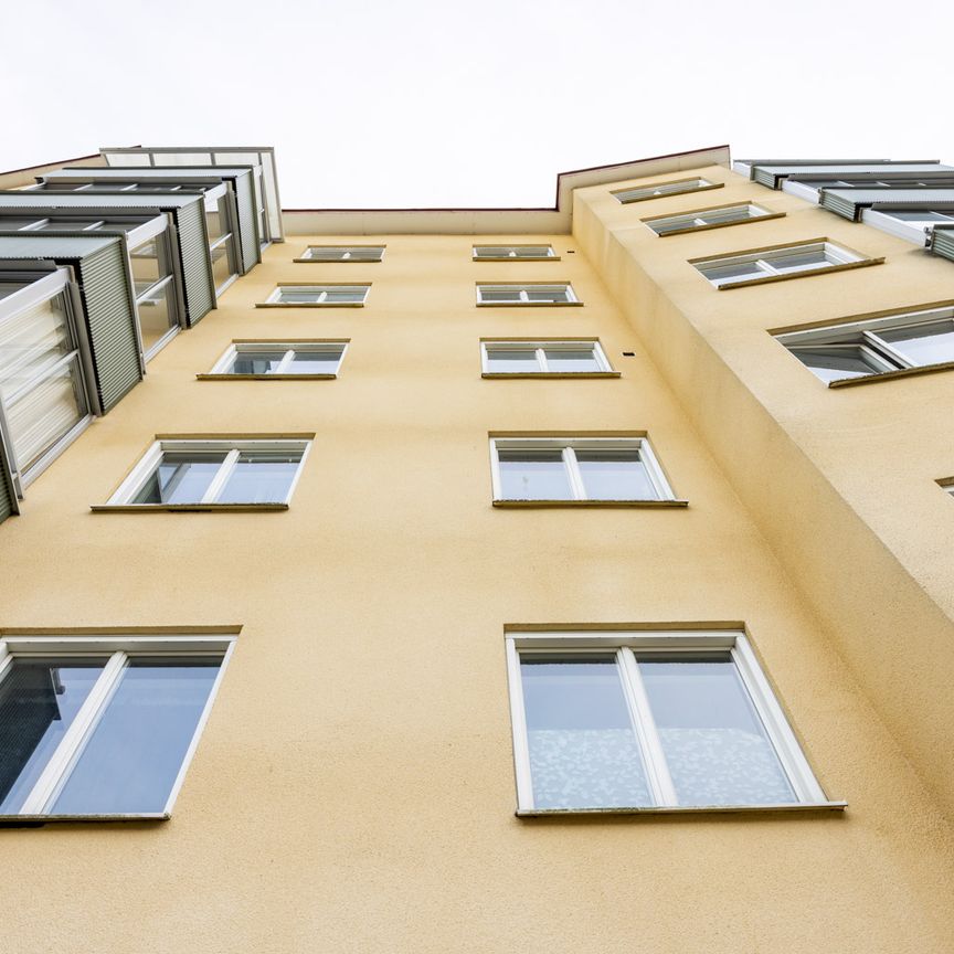 Apelgatan 8, Haga - Photo 1