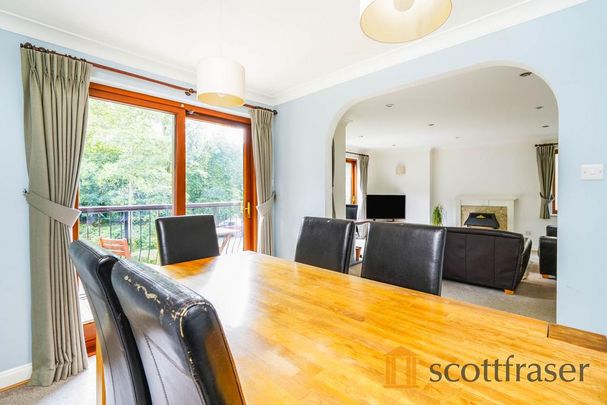 3 bedroom flat to rent - Photo 1