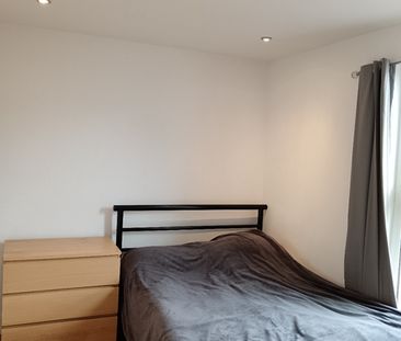 3 Bed Terraced House, Ramsay Road, E7 - Photo 6