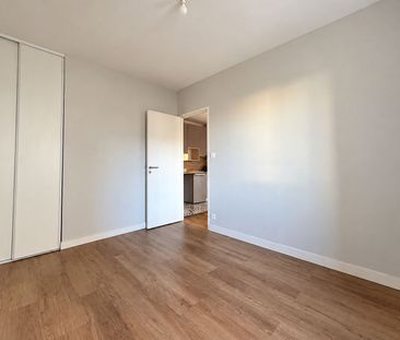 Location Appartement 2 pièces 30m² - Photo 2