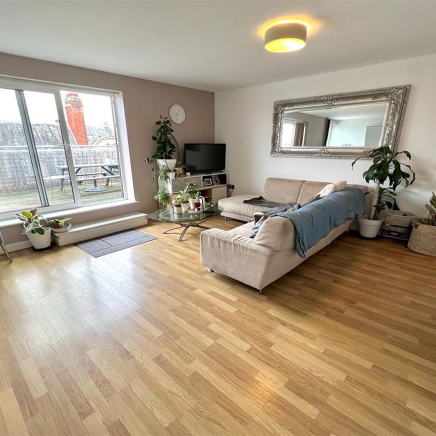 Kimber House, SO14 - Photo 1