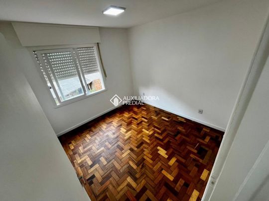 Apartamento com 1 quarto e 41m² para alugar em Jardim Leopoldina, Porto Alegre. - Photo 1