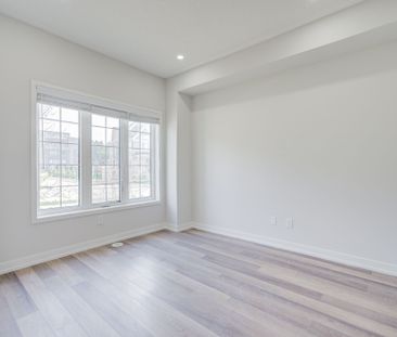 For Lease - 7 Heswall Lane, Newmarket, Ontario - Photo 6