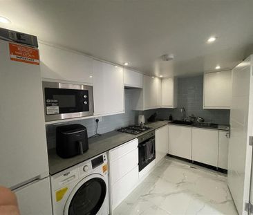 1 bedroom property to rent - Photo 3