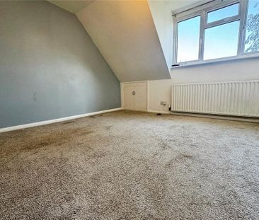 4 bedroom detached house to rent - Photo 4