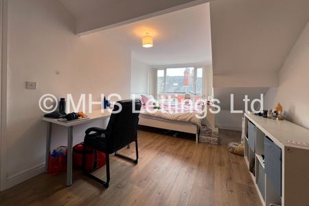 4 Bedroom Mid Terraced House for rent in Welton Mount - Photo 5