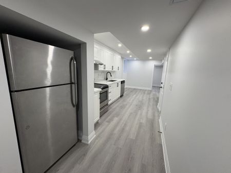 For Lease - 5517 Meadowcrest Avenue Unit# Basement, Mississauga, Ontario - Photo 5