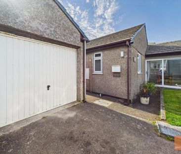 2 bedroom detached bungalow to rent - Photo 1
