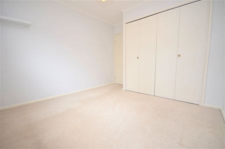 3 bedroom semi detached house to rent - Photo 4