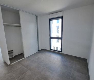T2 AVEC BALCON + PARKING - Photo 5