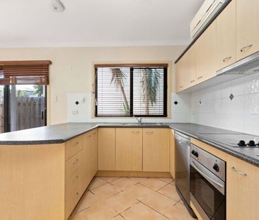 Effortless Living in a Quiet, Well-Connected Location - Photo 4