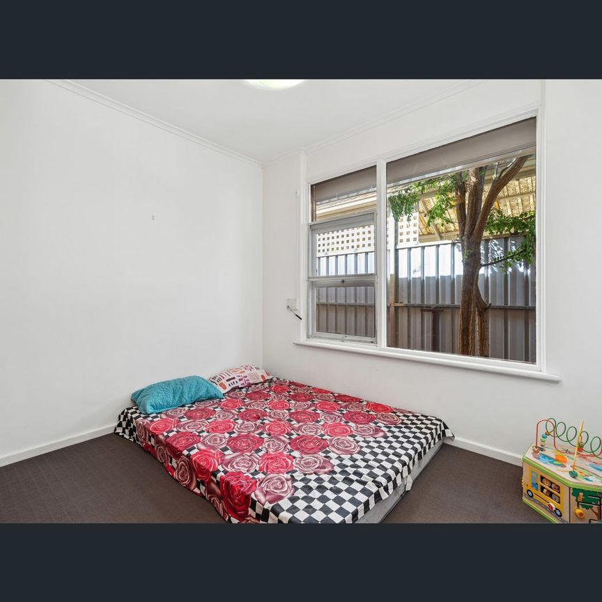 2 McEwan Avenue, Seaton, SA 5023 - Photo 1