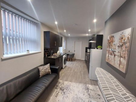 1 bedroom flat to rent - Photo 4