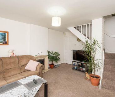 2 bedroom semi-detached house to rent - Photo 2