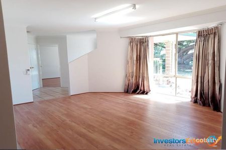Spacious Family Home Now Available - Photo 4