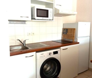 Location Appartement 2 pièces Meublé 40m² GENISSAC 33420 - Photo 4
