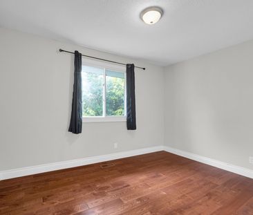 For Lease - 1896 Featherston Drive Unit# A, Alta Vista and Area, On... - Photo 5