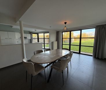 Gelijkvloers appartement met ruime tuin - Photo 3