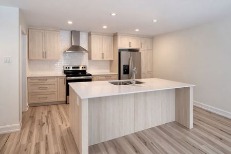 For Lease - 321 Voyageur Place, Russell, Ontario - Photo 2