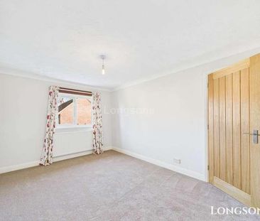 The Grove, Necton, PE37 - Photo 6