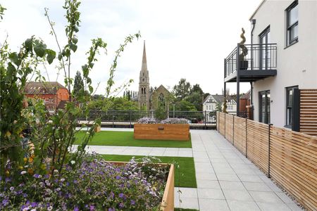 A one bedroom newly built apartment located in the centre of Farnham - Photo 4