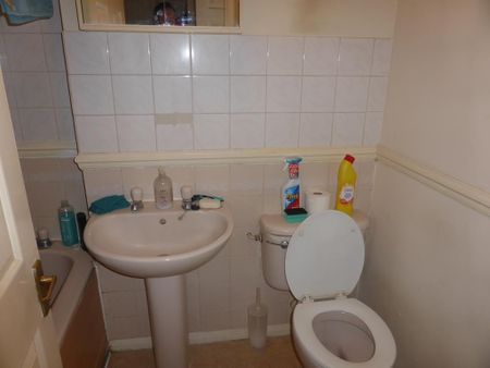 1 bedroom apartment to rent - Photo 5