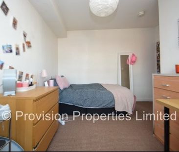 4 Bedroom Student Lets in Leeds - Photo 2