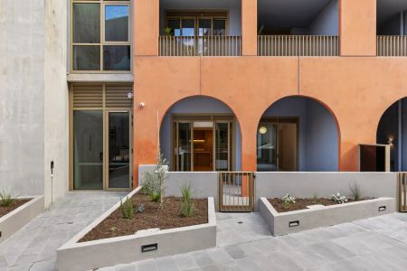 “Modern Lifestyle in Coburg” - Photo 2