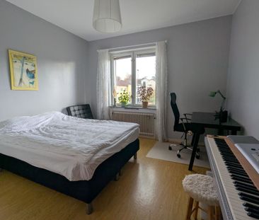 Fågelbovägen 6 - Foto 1