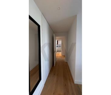 2 room luxury Flat for rent in Campolide, Portugal - Photo 5