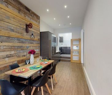 6 bedroom house to rent - Photo 3