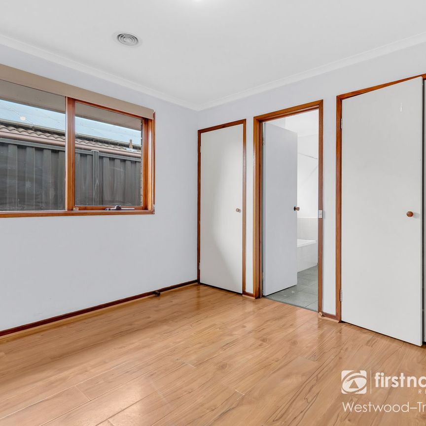 40 McKenzie Crescent, 3029, Hoppers Crossing Vic - Photo 1