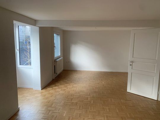 Geräumige 4.5 Zimmer Wohnung mit Blick auf den See - Foto 1