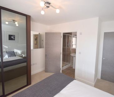 2 bedroom apartment to rent - Photo 3
