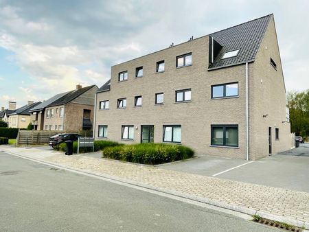 Te huur: Gelijkvloers appartement in groen kader te Hillegem - Foto 4