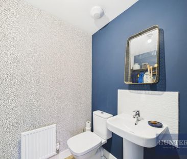 4 bedroom House To Let - Photo 4
