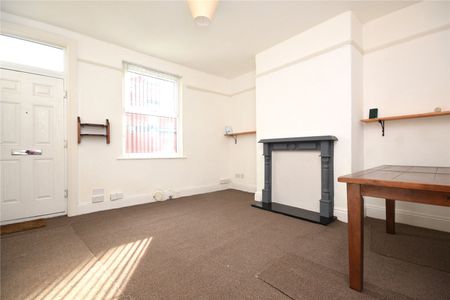 18, Aviary Grove, Leeds, West Yorkshire, LS12 2NU - Photo 2