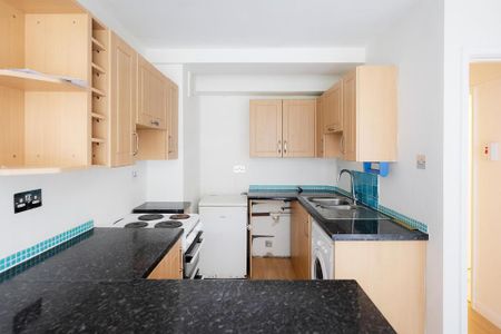 1 bedroom flat to rent - Photo 4