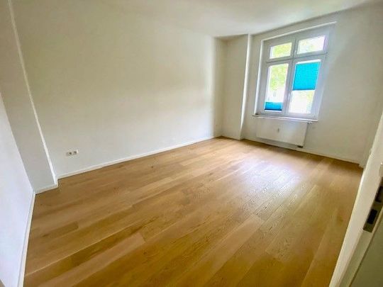 Charmante Wohnung im sanierten Altbau - Photo 1