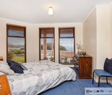 Christies Beach - Photo 3