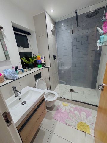 2 Bed Flat, Highbury Court, LS6 - Photo 4