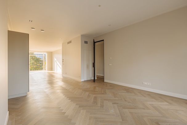 Te huur: Appartement Oranje Nassaulaan 53 2 in Amsterdam - Photo 1