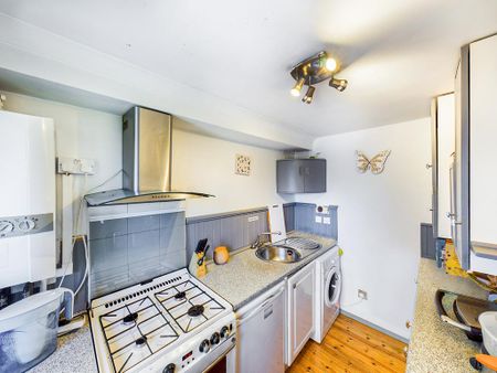 1 bedroom flat to rent - Photo 3