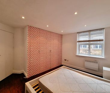 2 bedroom penthouse to rent - Photo 6