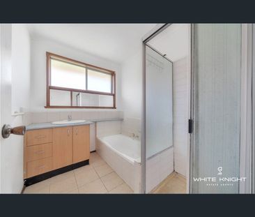 29 Angelique Grove, Albanvale, Vic 3021 - Photo 2