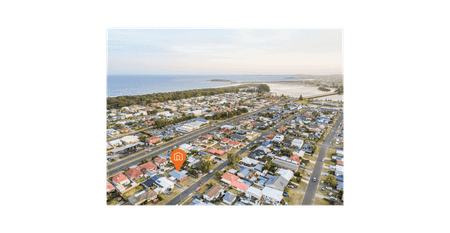 PERFECT COASTAL LIVING WALKING DISTANCE TO THE LAKE! - Photo 3