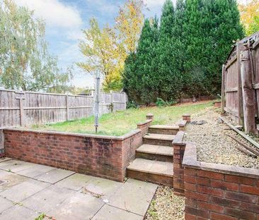 3 bedroom semi-detached house to rent - Photo 2