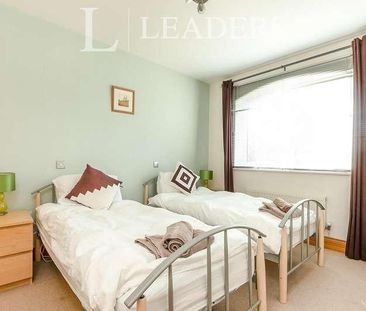 Silver Strand West, Eastbourne, BN23 - Photo 4