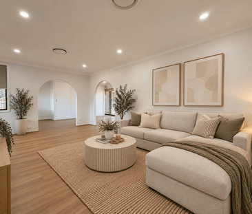 Spacious Family Living with a Separate Studio, Pool & Alfresco Ente... - Photo 2